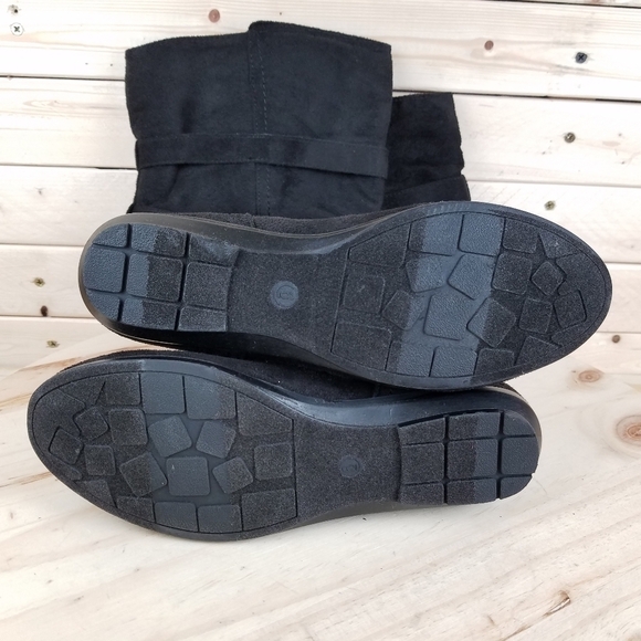 Black Faux Suede Strappy Biker Boot Women's 6 US Pull-on Buckles NEW Bongo ELLIE - Picture 10 of 10